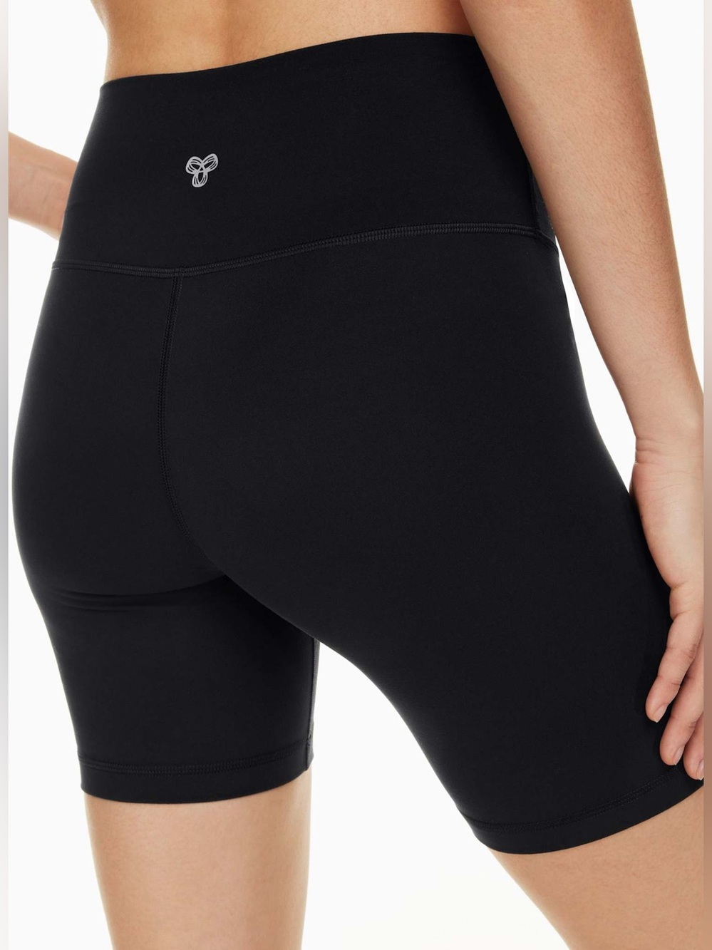 Aritzia TNA Hi-Rise 6" Bike Shorts Black Size XS Extra Small
